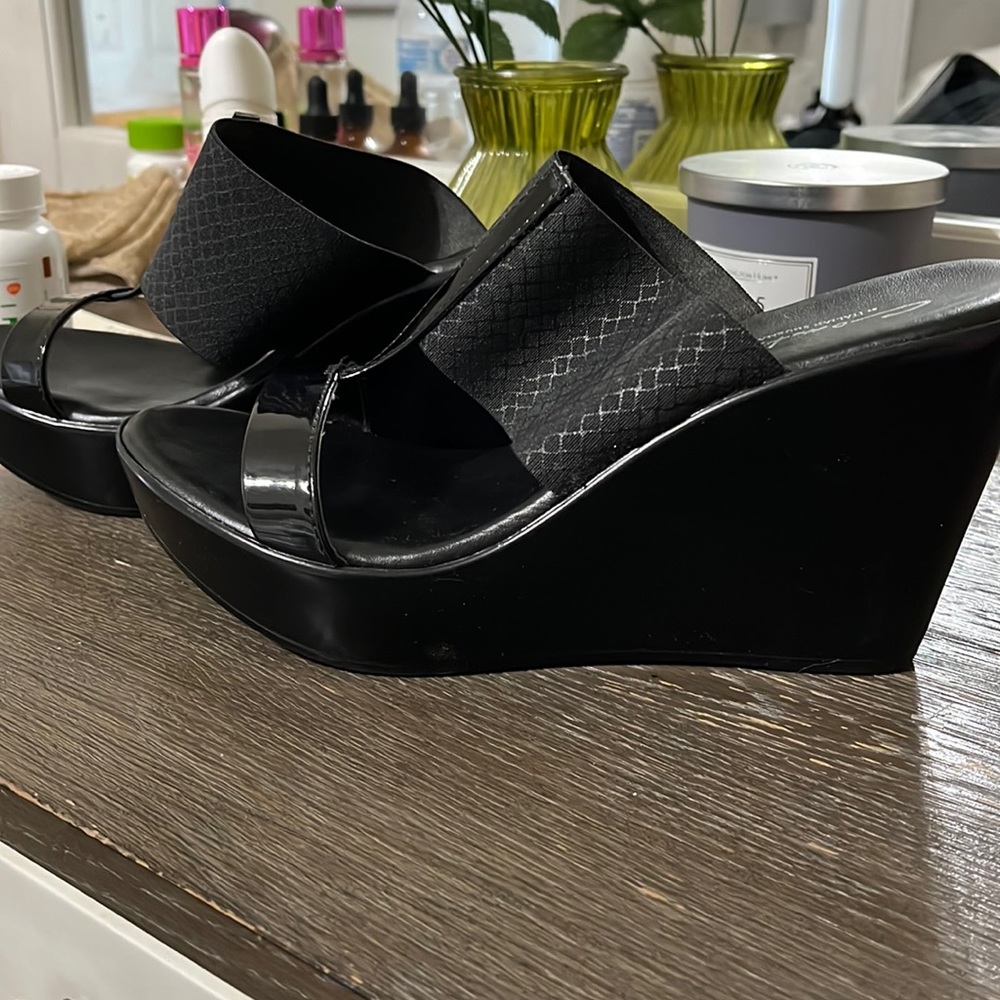 Contesta shoes size 10